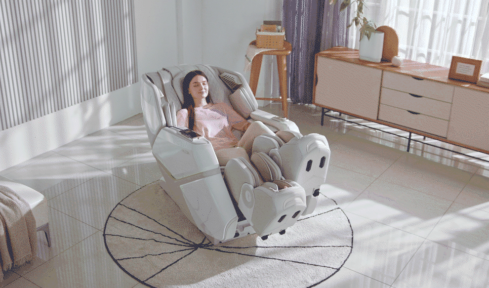 ROVO Walking Technology ROVO Technology – patented bipedal system unique to Bodyfriend. Single leg stretching, PNF stretching, and walking movements for a healthy pelvis. Falcon massage chairs offer deep tissue therapy, ergonomic design, and heat therapy for full-body relaxation and muscle recovery. Perfect for home use, these therapeutic chairs deliver unparalleled stress relief and comfort.