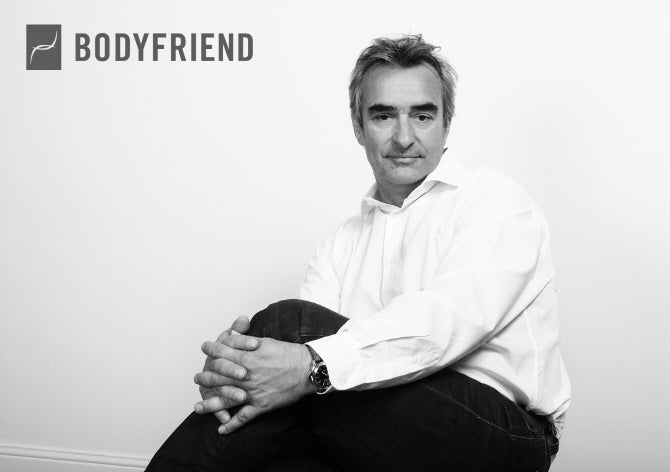 Global Network Vincent massage chairs offer deep tissue therapy, ergonomic design, and heat therapy for full-body relaxation and muscle recovery. Perfect for home use, these therapeutic chairs deliver unparalleled stress relief and comfort.